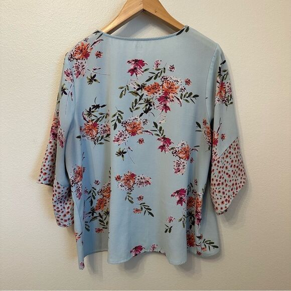 a.n.a Floral Blouse - Light Blue and Pink - Picture 3 of 3
